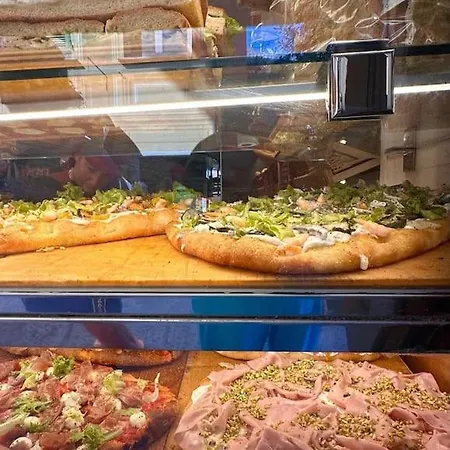 Il Mare Dietro L Angolo *